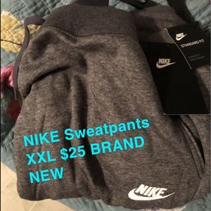 NIKE Sweatpants BRAND NEW